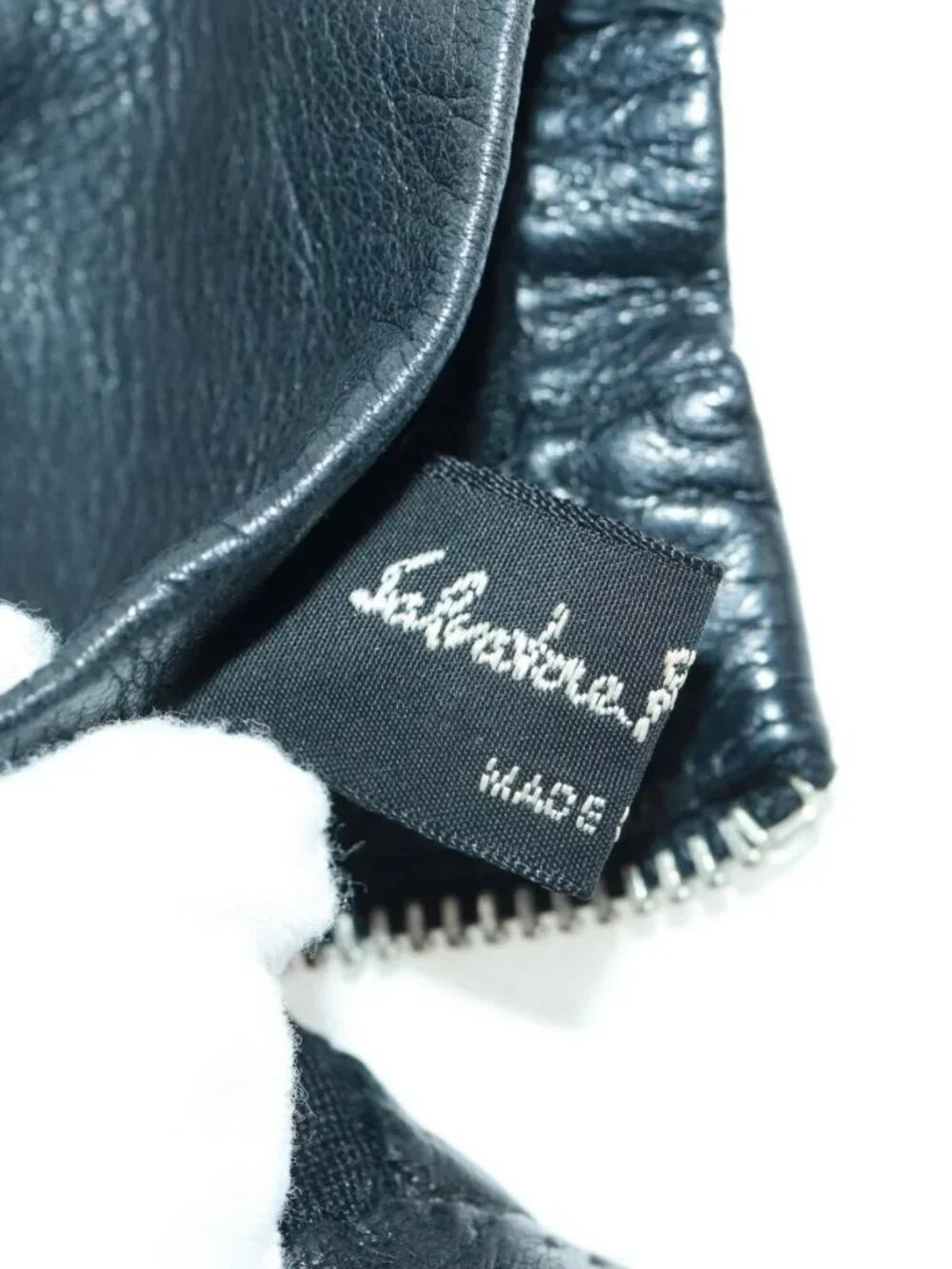 Salvatore Ferragamo Gancini Gloves Leather Black Auth 165653M